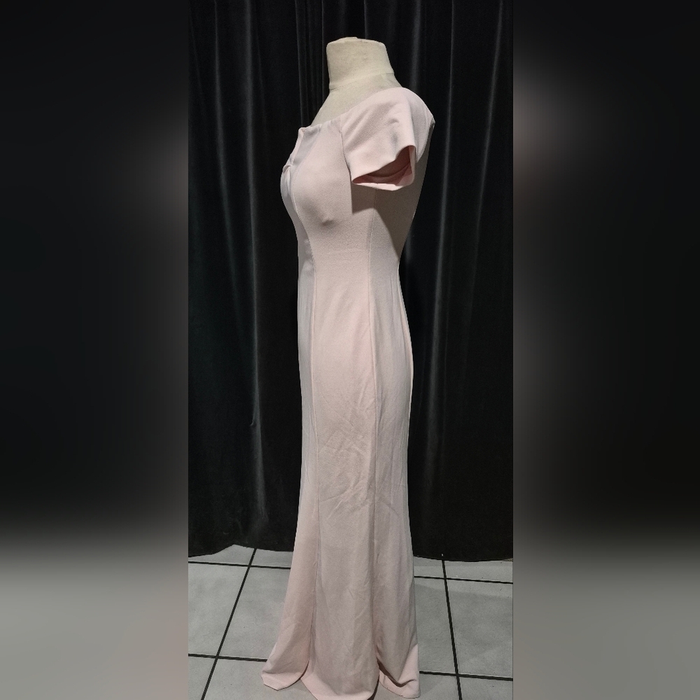 Elegant Pink Sleeveless Dress - Picture 2 of 4